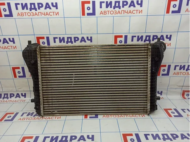 Интеркулер Volkswagen Tiguan (NF) 3C0145805R
