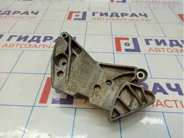 Кронштейн двигателя правый Volkswagen Tiguan (NF) 06J199207P