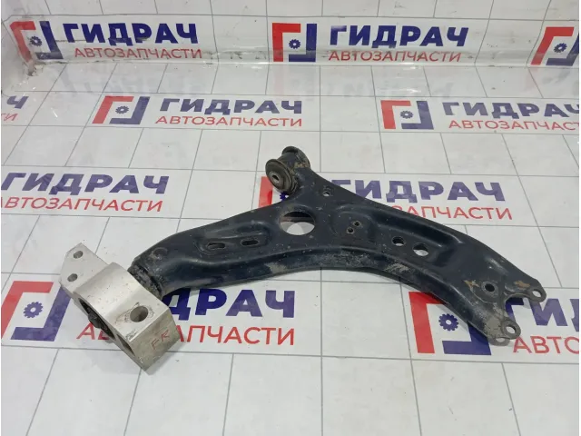 Рычаг передний правый Volkswagen Tiguan 5N0407152
