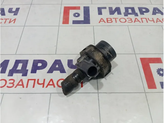 Насос водяной (помпа) Volkswagen Tiguan 1K0965561F