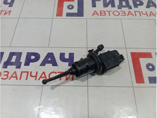 Цилиндр сцепления главный Volkswagen Tiguan 3C0721388J