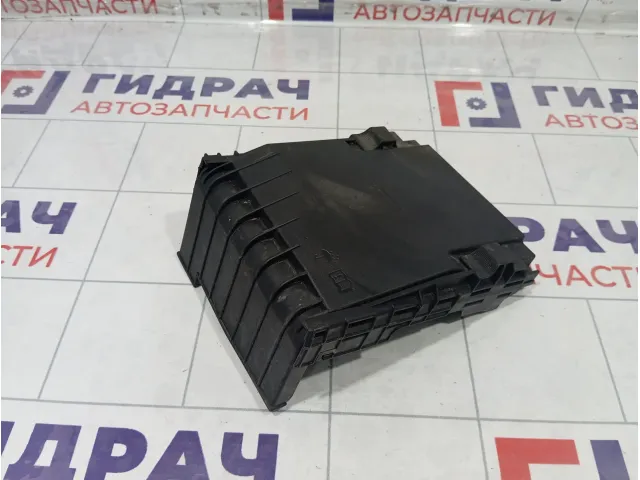 Крышка блока предохранителей Volkswagen Tiguan 1K0937132F