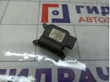 Моторчик заслонки отопителя (печки) Volkswagen Tiguan 3C1907511G