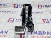 Педаль тормоза Volkswagen Tiguan (Mk2) 5Q1723058BR.