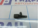 Датчик ABS задний левый Volkswagen Tiguan (Mk2) WHT003857B.