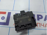 Блок комфорта передней правой двери Volkswagen Tiguan (Mk2) 5Q0959592F. Дефект креплений.