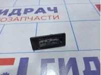 Фонарь подсветки номера Volkswagen Tiguan (Mk2) 5NA943021.