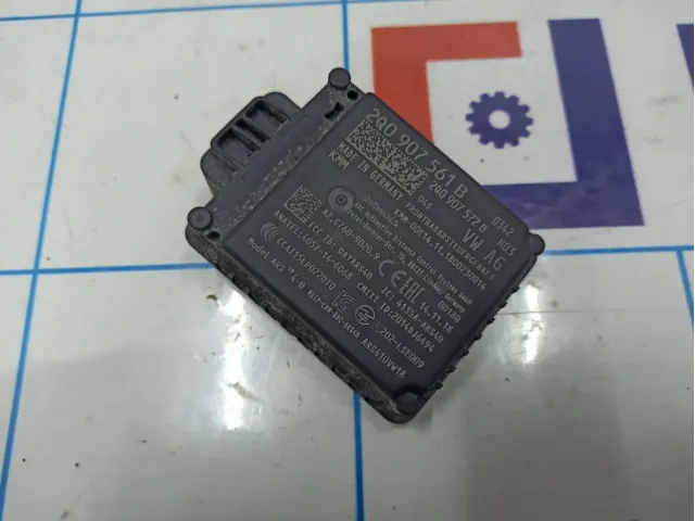 Блок электронный адаптивного круиз контроля Volkswagen Tiguan (Mk2) 2Q0907561B.