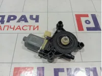 Моторчик стеклоподъемника переднего правого Volkswagen Tiguan 5Q0959801B