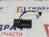 Камера заднего вида Volkswagen Tiguan 5NA827566D