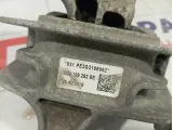 Опора двигателя правая Volkswagen Tiguan 5Q0199262BE
