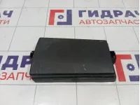 Крышка блока предохранителей Volkswagen Tiguan 5Q0937132A