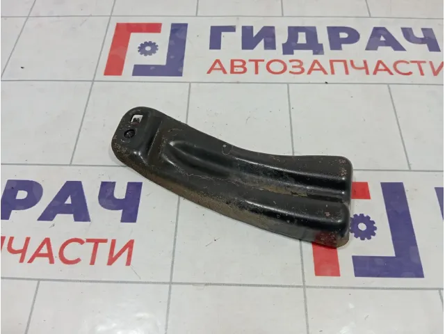 Кронштейн защиты картера Volkswagen Tiguan 5Q0825922A