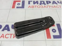 Кронштейн защиты картера Volkswagen Tiguan 5Q0825921