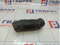 Патрубок воздушного фильтра Volkswagen Tiguan 5QF129618