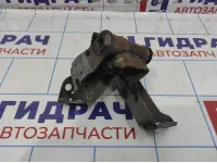 Кронштейн стояночного троса Volkswagen Touareg (GP) 7L0721812В