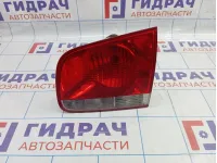 Фонарь задний внутренний левый Volkswagen Touareg (GP) 7L6945093R