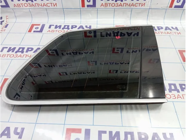 Стекло кузовное глухое правое Volkswagen Touareg (GP) 7L6845298CA