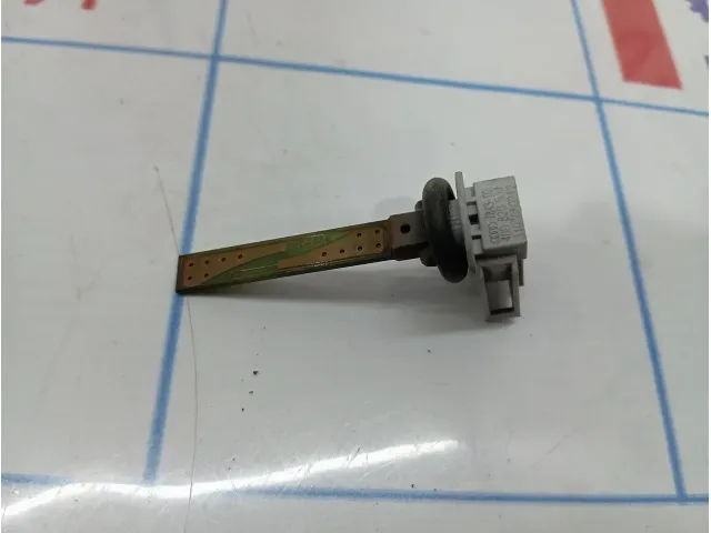 Датчик температуры воздуха Volkswagen Touareg (GP) 4B0820539