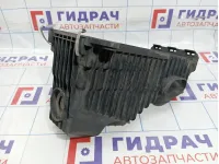 Корпус воздушного фильтра нижняя часть Volkswagen Touareg (GP) 7L6129607J