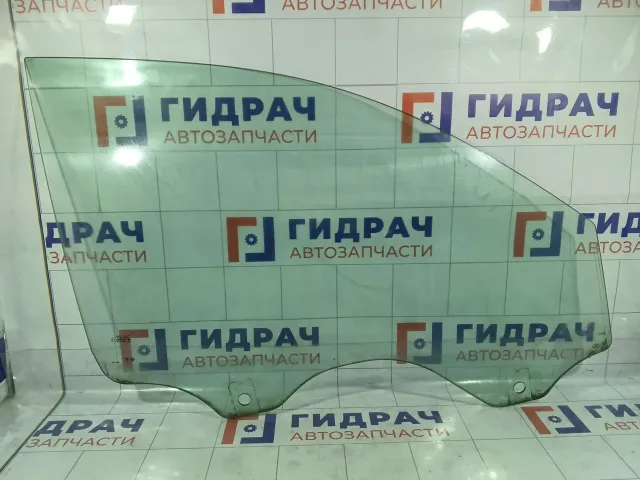Стекло двери передней правой Volkswagen Touareg 7L0845202F