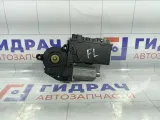 Моторчик стеклоподъемника переднего левого Volkswagen Touareg 3D1959793F