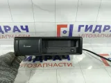 Чейнджер компакт дисков Volkswagen Touareg 1J6035111