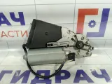 Моторчик люка Volkswagen Touareg 8D0959591C
