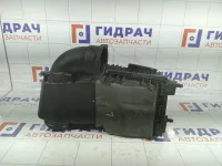 Корпус воздушного фильтра левый Volkswagen Touareg 7L0128607