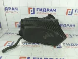 Корпус воздушного фильтра правый Volkswagen Touareg 7L0129607