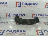 Патрубок воздушного фильтра правый Volkswagen Touareg 7L6129752A