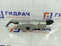 Экран тепловой правый Volkswagen Touareg 07Z253036D