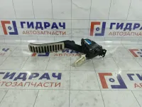 Педаль газа Volkswagen Touareg 7L6723507