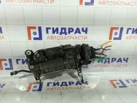 Kомпрессор пневмоподвески Volkswagen Touareg 7L0698007D