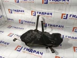 Защита топливного бака Volkswagen Touareg 7L0201974B