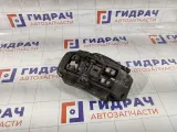 Суппорт тормозной передний левый Volkswagen Touareg 7L6615149