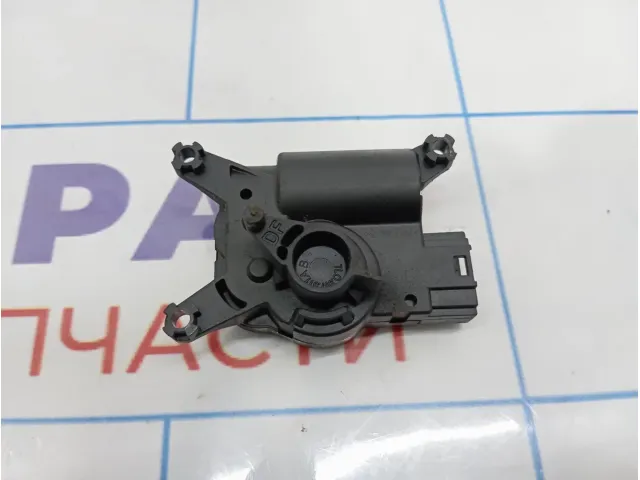 Моторчик заслонки отопителя Volkswagen Touareg (GP) 7L0907511AB