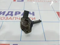 Датчик уровня масла Volkswagen Touareg (GP) 06E907660