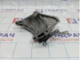 Кронштейн двигателя левый Volkswagen Touareg (GP) 070199307A