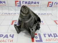 Кронштейн двигателя правый Volkswagen Touareg (GP) 070199308A