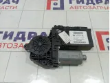 Моторчик стеклоподъемника заднего левого Volkswagen Touareg 3D0959795E