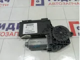 Моторчик стеклоподъемника заднего правого Volkswagen Touareg 3D0959794E