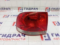 Фонарь задний наружный левый Volkswagen Touareg 7L6945095P