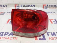 Фонарь задний наружный правый Volkswagen Touareg 7L6945096P