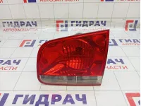 Фонарь задний внутренний правый Volkswagen Touareg 7L6945094R