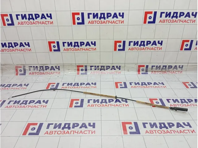 Трос открывания капота Volkswagen Touareg 7L6823535C