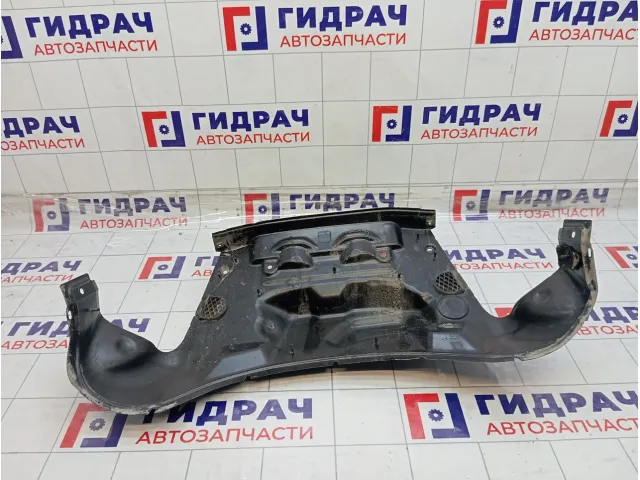 Водосток центральный Volkswagen Touareg 7L6819523C