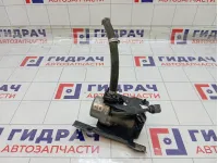 Насос вакуумный Volkswagen Touareg 8E0927317A