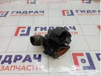 Термостат Volkswagen Touareg 022121121D