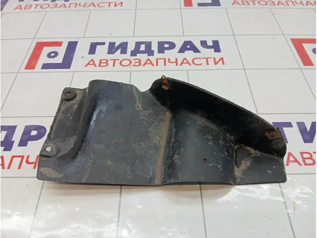 Пыльник двигателя левый Volkswagen Touareg 7L6809967